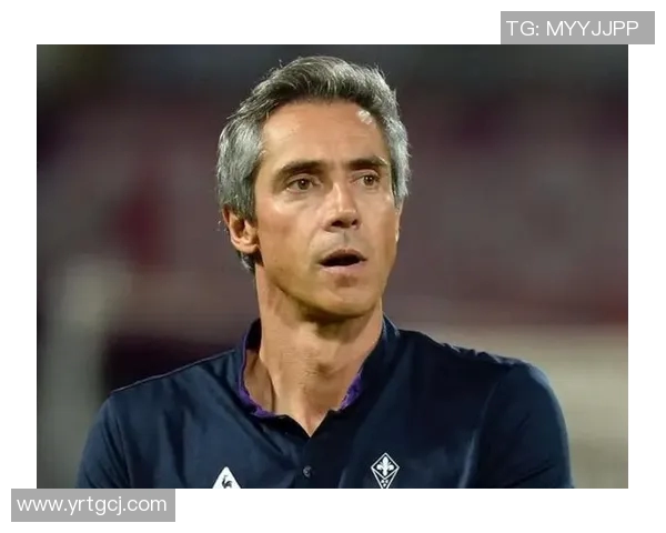 足球巨星父母离世引发关注球迷齐送温暖共度悲伤时刻